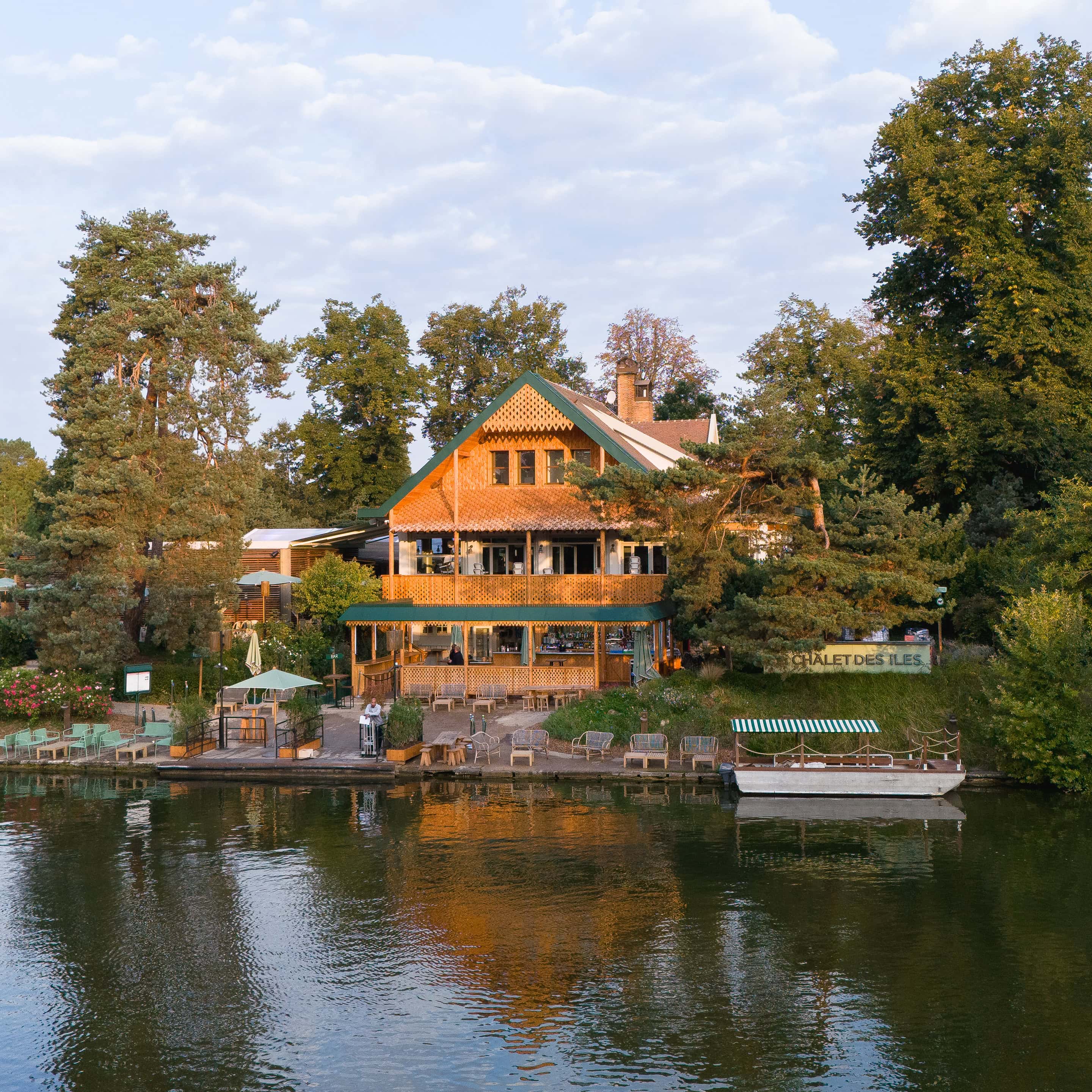 RESTAURANT CHALET DES LES visual data 6